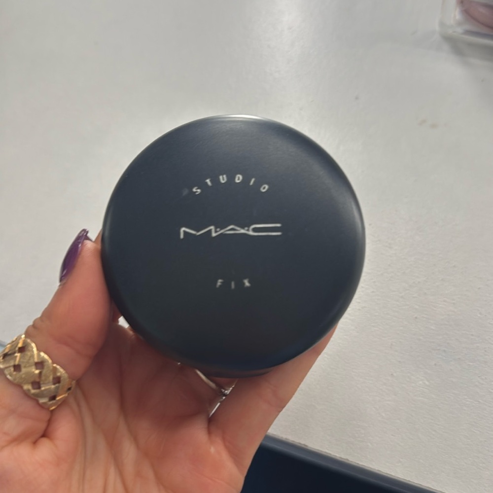 Mac Studio Fix powder